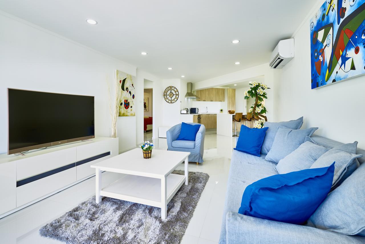 Luxurious Apartment On Jomtien Beach Road Exterior photo